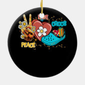 スケルトンハンドピースラブクロックスファミリークリスマスパジャマ セラミックオーナメント (裏面)