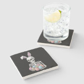 スケルトンバニー保持イースターエッグおもしろいウサギ ストーンコースター (横)