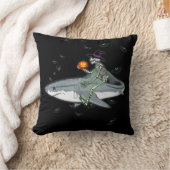 スケルトン乗馬シャーク – 面白いハロウィーンシャークギフト クッション (ブランケット)