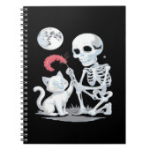 スケルトン猫ハロウィンおもしろいキュート不気味エッセンシャル ノートブック (正面)