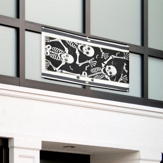 スケルトン 横断幕 (ビルの外側)