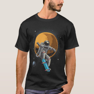スケーおもしろいトボード宇宙飛行士Tシャツ、レトロ Tシャツ