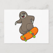 スケーターのナマケモノとスケートボード ポストカード (正面)