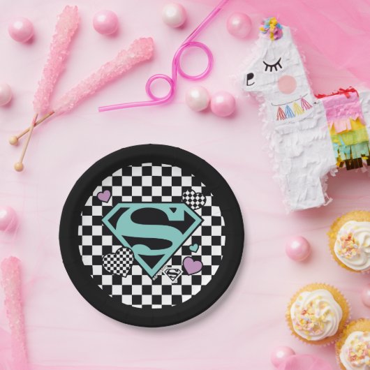 スケーターガールスーパーガールハートSシールド ペーパープレート (パーティー)