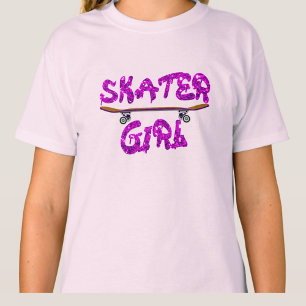 スケーターガールパープルピンクスケートボード Tシャツ
