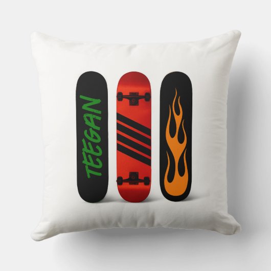 スケータークールスケートボパーソナライズされたード クッション (裏面)