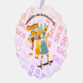 スケーターパークおもしろいガールバースデーパーティー オーナメントカード (左)