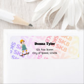 スケーターパークおもしろいガールバースデーパーティー ラベル (インサイチュ)