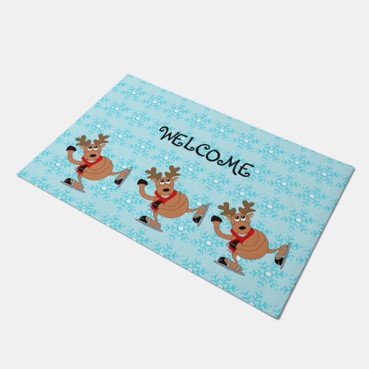 スケートで滑るのトナカイの玄関マット ドアマット (アングル)