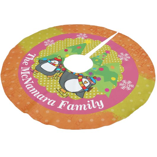 スケートで滑るペンギンとクリスマスツリーズスカート4 ブラッシュドポリエステルツリースカート (アングル)