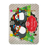 スケートで滑るペンギンパーソナライズされたズホリデーフレキシマグネット マグネット (縦)