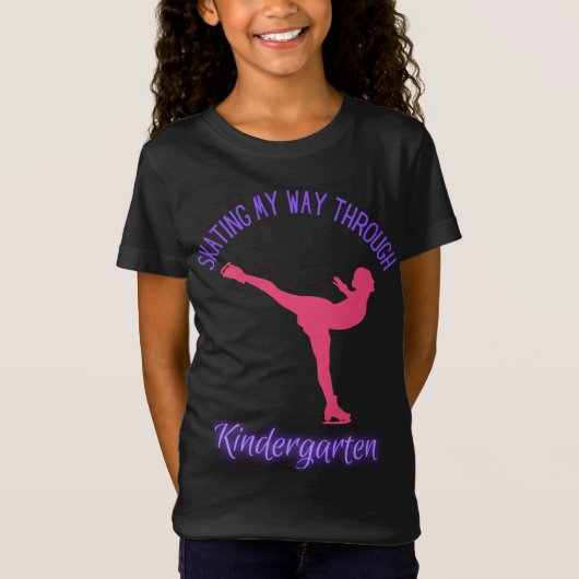 スケートで滑るマイウェイ幼稚園 Tシャツ (正面)