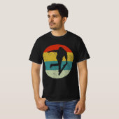 スケートで滑るレトロヴィンテージシルエット70S Tシャツ (正面フル)