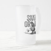 スケートまたはダイ(ホッケー)すりガラスのビールマグ フロストグラスビールジョッキ (正面右)