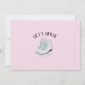 スケートガールズピンクアイススケートで滑る誕生日写真 招待状 (裏面)
