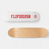 スケートボーダーの裏返実在し側 スケートボード (横)