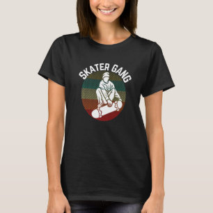 スケートボーダースケーター集団レトロヴィンテージスケートボード Tシャツ