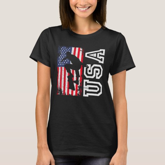 スケートボーディングアメリカ国旗7月4日愛国的アメリカ Tシャツ (正面)