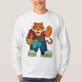 スケートボードとスケーターとしてのタイガー Tシャツ (正面)