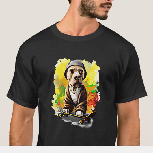 スケートボードにヘルメットを被せた犬 Tシャツ