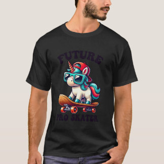 スケートボードに乗ったユニコーンの少年 Tシャツ