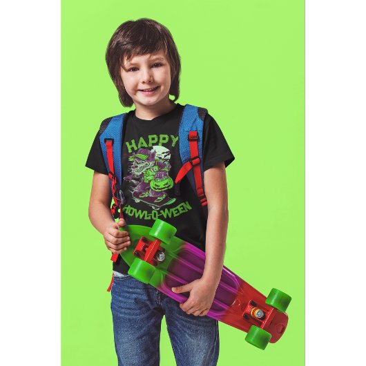 スケートボードに乗るハッピーハウルオウィーンウルフ Tシャツ