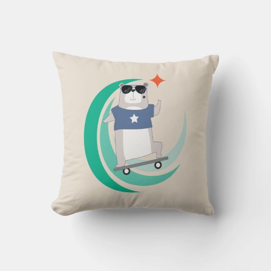 スケートボードに乗るヒップスターのクマ クッション (正面)