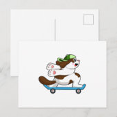 スケートボードに乗る犬 ポストカード (正面/裏面)