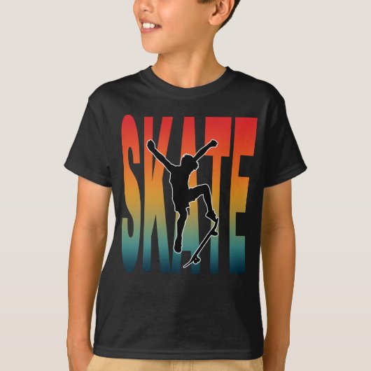 スケートボードのシルエット Tシャツ (正面)