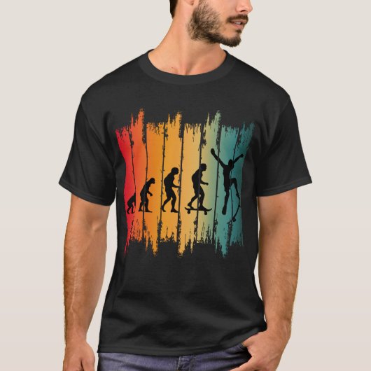 スケートボードの進化 スケーター Tシャツ (正面)
