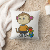 スケートボードを使ったスケーターとしてのサル クッション (ブランケット)