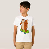 スケートボードを持つスケーターのリス Tシャツ (正面フル)