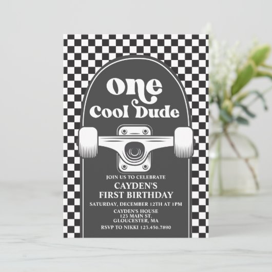 スケートボードカッコいいワンダード1歳の誕生日招待状 招待状 (スタンド正面)