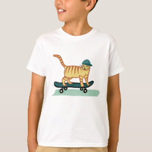 スケートボードタビーの猫が可愛い Tシャツ