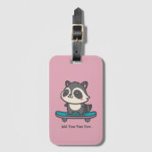 スケートボード上のかわいいラクーンパーソナライズされた文字 ラゲッジタグ (正面縦)