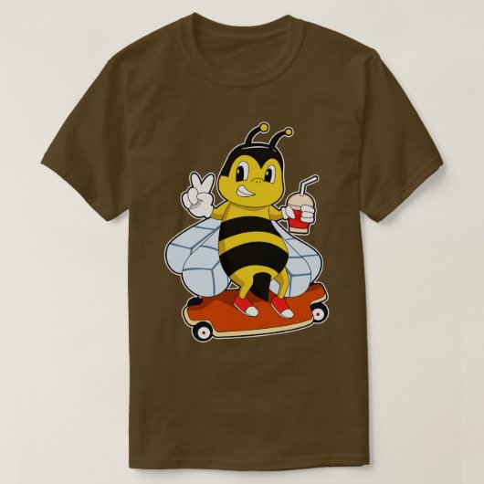 スケートボード付きスケーターとしてのビー1 Tシャツ (デザイン正面)