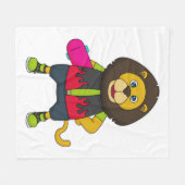 スケートボード付きスケーターとしてのライオン フリースブランケット (正面(横))