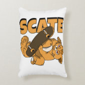 スケートボード子猫- Orange Cat in Action アクセントクッション (正面(垂直))