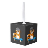 スケートボード漫画にかわいいオレンジキャット キューブオーナメント (裏面アングル)