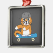 スケートボード漫画にかわいいオレンジキャット メタルオーナメント (左)
