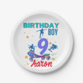 スケートボード誕生日ボーイカラフルパーティー ペーパープレート (正面)