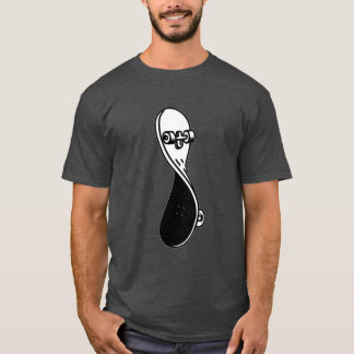 スケート選手はTシャツをトリックします Tシャツ