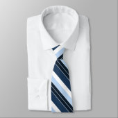 スケールの濃紺の白のストライプの弁護士の正義 ネクタイ (タイ)