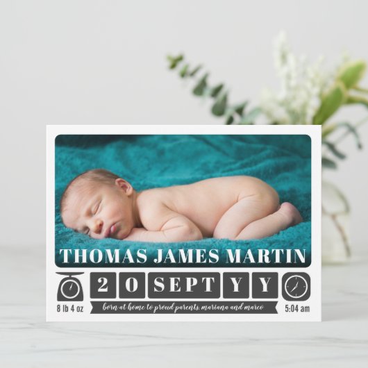 スケールモダンと時計の写真の誕生のお知らせ 案内状 (スタンド正面)