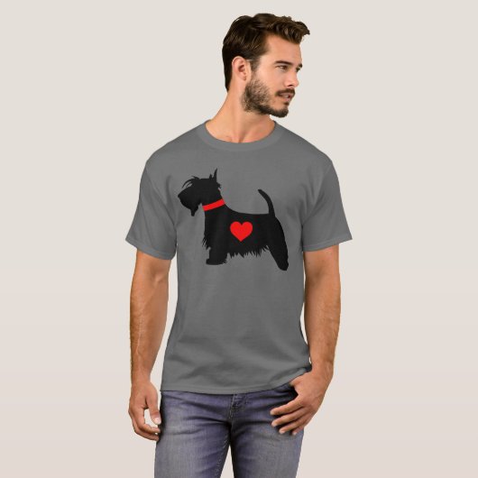 スコッチテリア犬のハートの人の暗いTシャツ Tシャツ (正面フル)