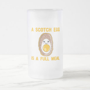 スコッチ卵は食べ物の一杯-かわいい フロストグラスビールジョッキ