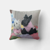 スコットランドとウェスティー – テリア冬の枕 クッション (裏面)