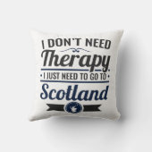 スコットランドに行くセラピーは必要ない クッション (裏面)