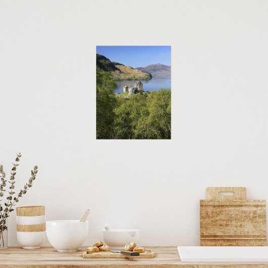 スコットランドのアイレアン・ドナン城。有名なアイレア人 ポスター (キッチン)