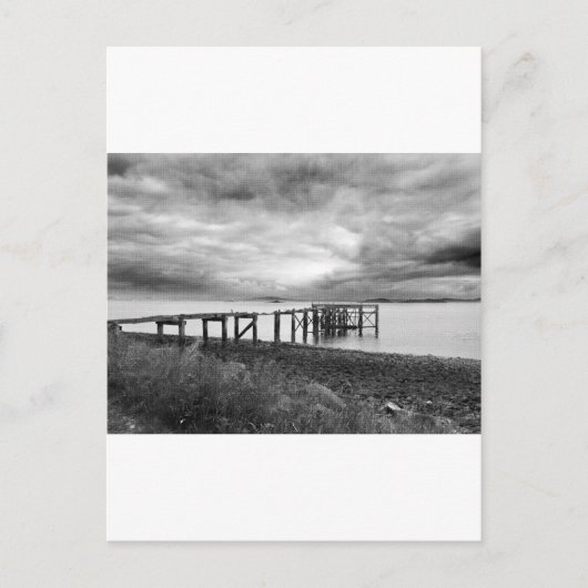 スコットランドのアバドールシルバーサンドビーチの古い桟橋 ポストカード (正面)